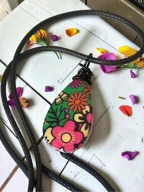 5 For $25💫Colorful Floral Teardrop Pendant Necklace